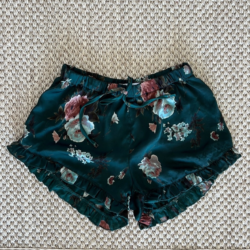 Topshop Khloe Cali Emerald Floral Satin Shorts